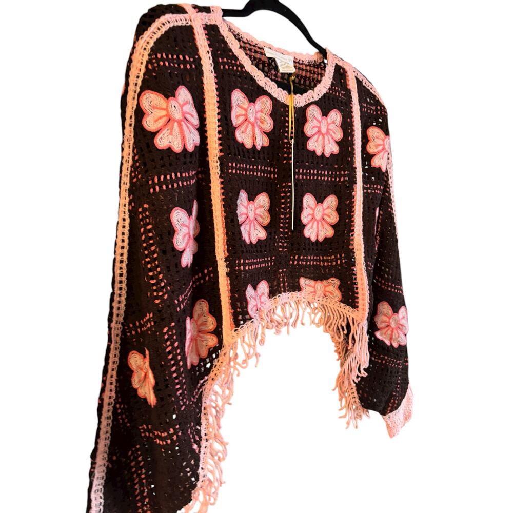 NWT House of Harlow 1960 Crochet Fringed Poncho Pink Bows OS Brown Boho - Picture 3 of 6